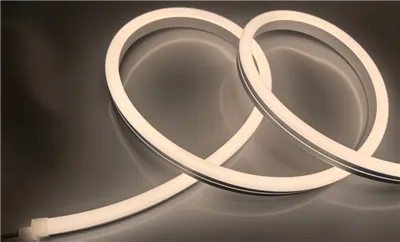 Soilse Stráice faoi stiúir Solúbtha Cumhdach Silicone IP67 le haghaidh Lasmuigh